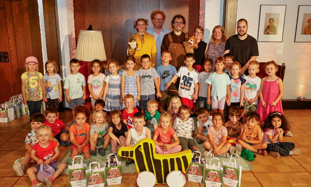 Kita-Kinder bei der Premiere "Oh wie schön ist Panama" der Burghofbühne Dinslaken.