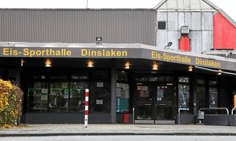 Außenansicht der Eissporthalle Dinslaken