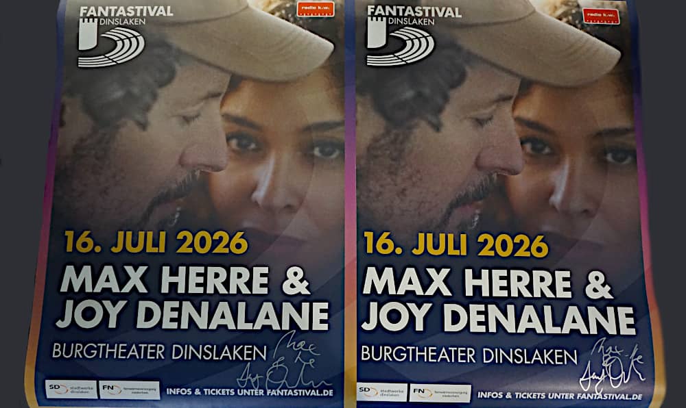 2 signierte Fantastival-Plakate