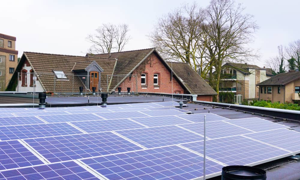 Die PV-Anlage der Kita Dickerstraße erzeugt Solarenergie